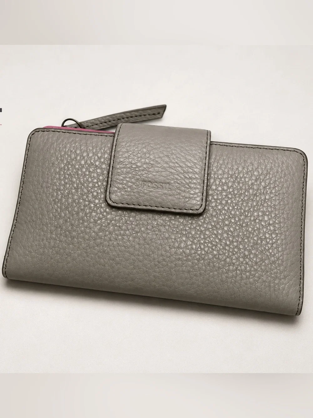 Fossil Gray Pebbled Leather Wristlet Wallet with Pink Trim